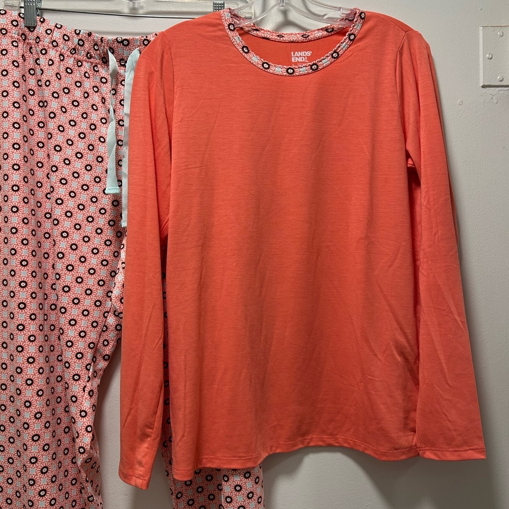Lands' End Women's Pajama Set – Coral Long Sleeve Top & Floral Print Pants PJs